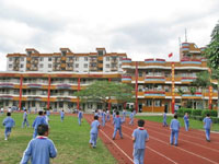 赤坎镇教伦小学